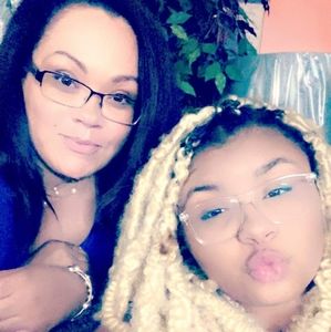 Meet your Posher, Kiki